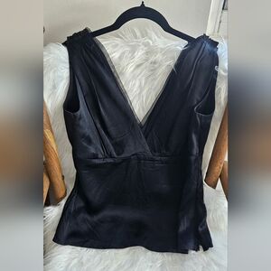 Elie Tahari Black Silk V-Neck Sleeveless Top
